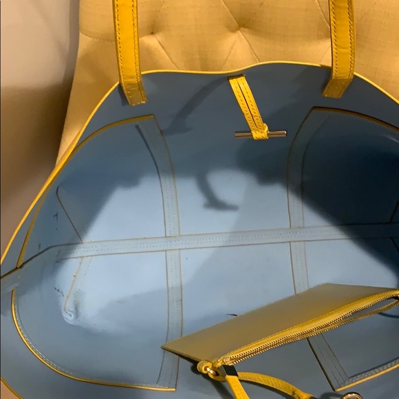 🌟Yellow Tory Burch Block T Tote bag🌟 - Picture 4 of 8